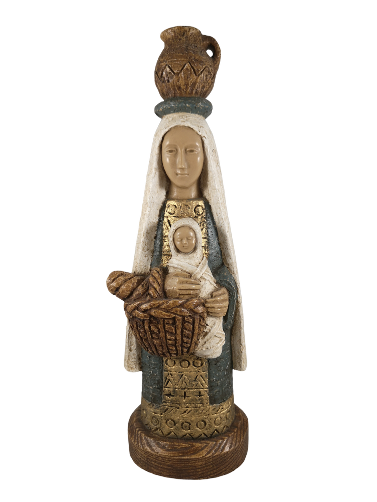 Vierge Menagere Statue